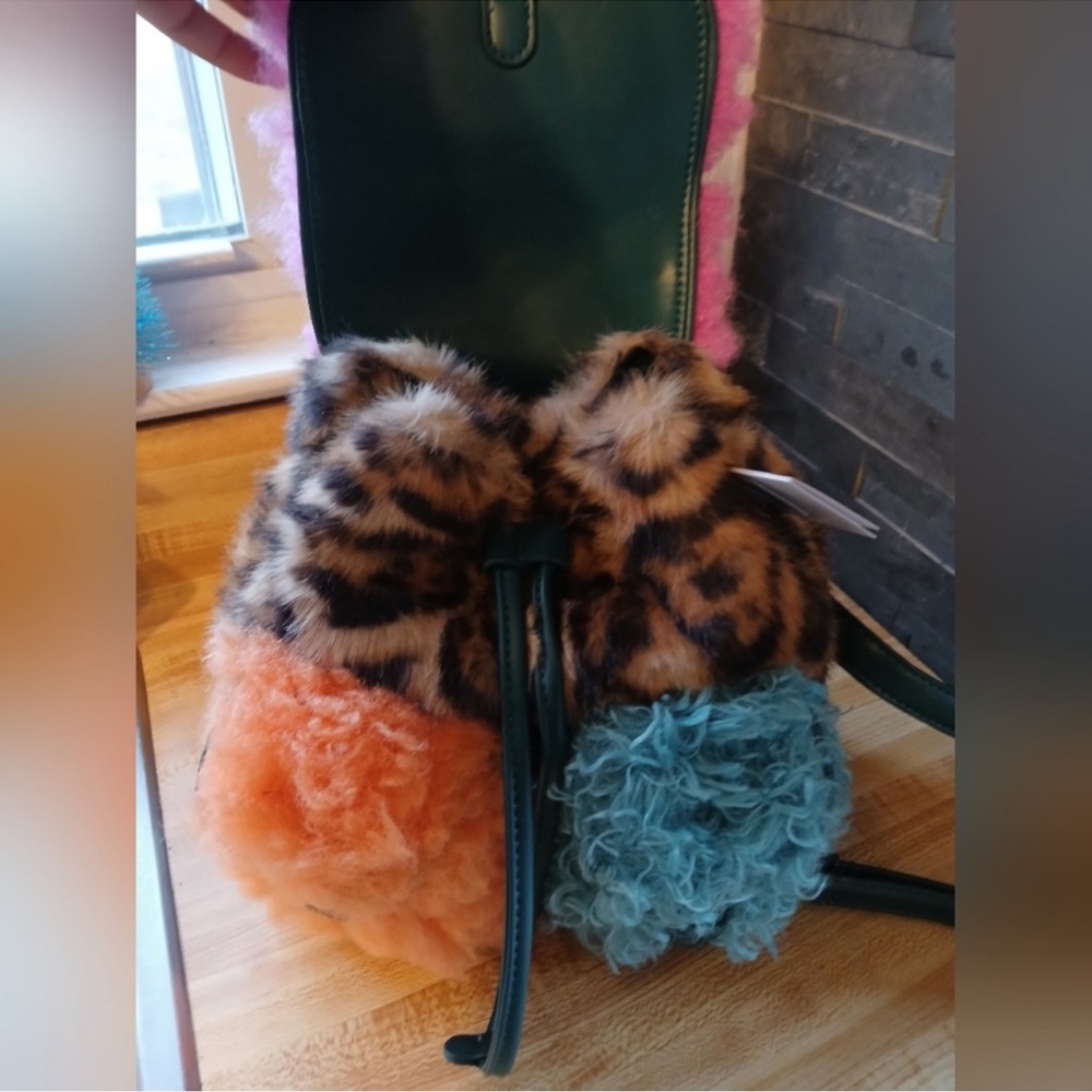 Kurt Geiger London Small Hoxton backpack - Picture 8 of 9